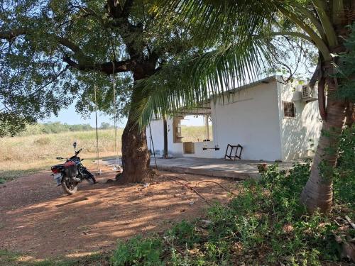 25 acres of picturesque farm