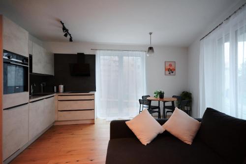  Cozy & Stylish Appartment in Vienna - 1 min to U3 Metro - Quiet Area with Shops nearby in Wien
