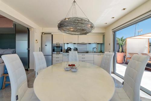 Breathtaking Penthouse Vouliagmeni, Ateny (zdjęcie 9)