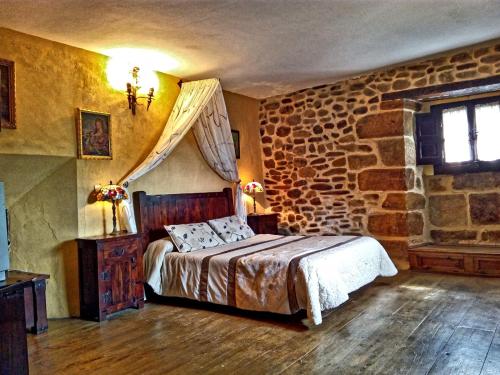 Palacio de los Alvarado en Las Merindades in El Ribero - Merindad De Montija