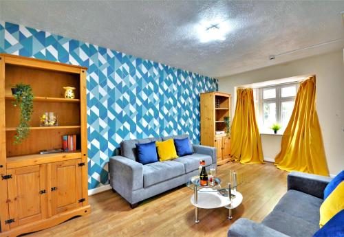 Manchester Townhouse by BEVOLVE - 4 bedrooms - Free Parking, Manchester (zdjęcie 10)