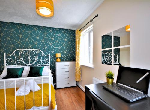 Manchester Townhouse by BEVOLVE - 4 bedrooms - Free Parking, Manchester (zdjęcie 6)