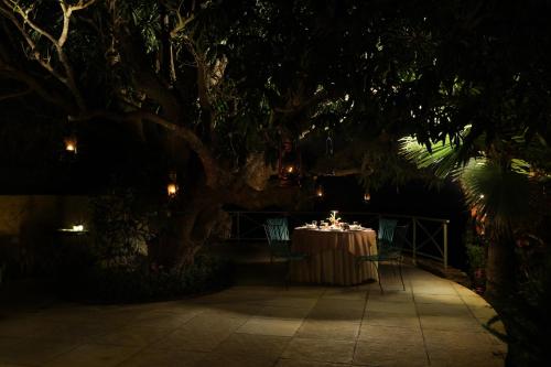 Удобства, SaffronStays Sylvan Farms - 3BR eco-luxury villa with birdwatching, trekking and organic farming in  in Salgaon