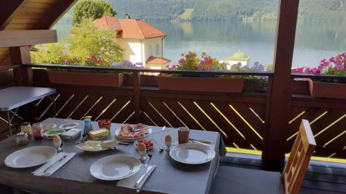 Ferienwohnungen Seerose direkt am See - image 4