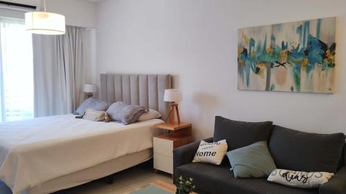 Chic Studio Steps from Subway by depptö, Buenos Aires