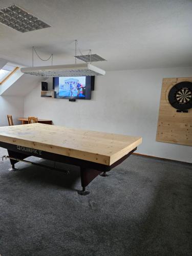 gedeelde lounge/tv-ruimte, Apartmán KIS (Apartman KIS) in Levoča