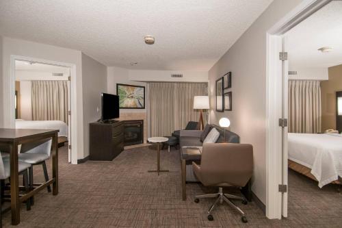 Residence Inn by Marriott Springdale - image 14
