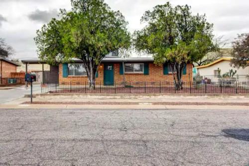 Perfect for travel nurses near สวนฟันทาสติก แฟมิลี ฟัน