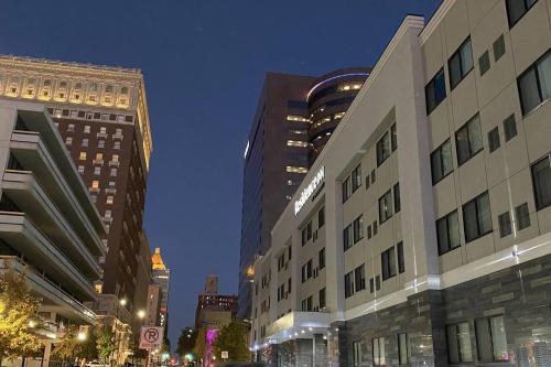 Residence Inn by Marriott Tulsa Downtown - image 6