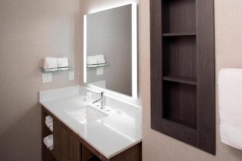 Residence Inn by Marriott Tulsa Downtown - image 5