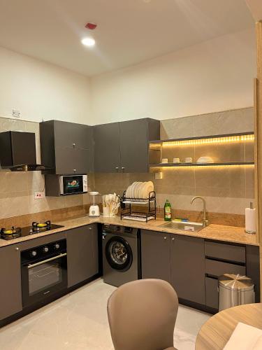 One-Bedroom Apartment image 1