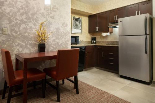 Residence Inn Milpitas Silicon Valley - image 10
