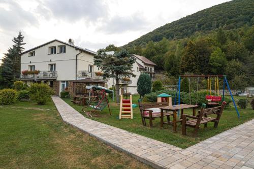 Horsky penzion Sustiak in تيرتشوفا