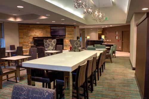 Residence Inn by Marriott Sebring - image 9