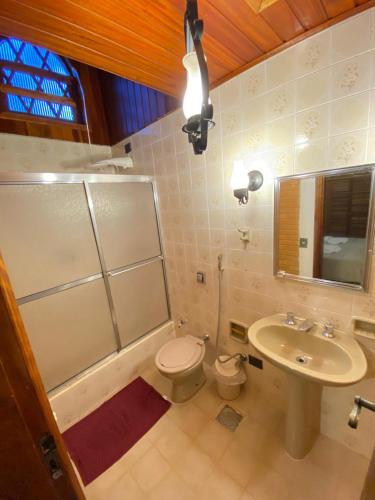 Double Room with Balcony image 3