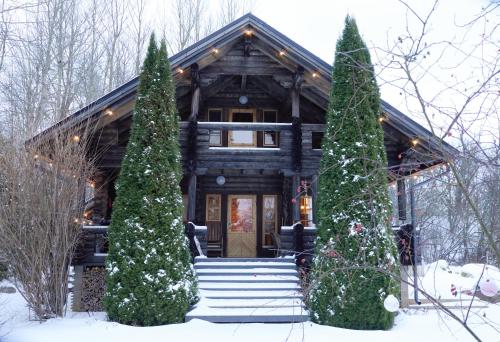 Exterior view, Seaside log-house 'Merehobeda' with sauna and hot tub in Lohusalu