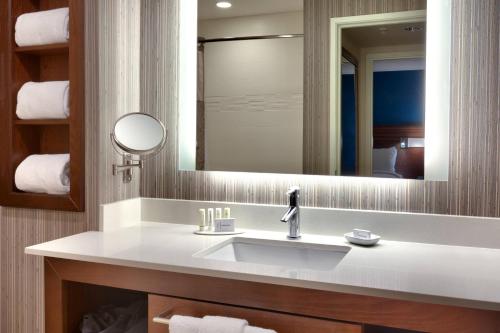 Residence Inn by Marriott Salt Lake City-West Jordan - image 9