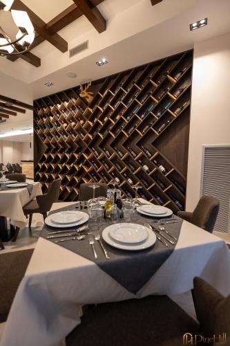 PineHill Hotel, Restaurant , Pool & Spa - RAZEM in Vrita