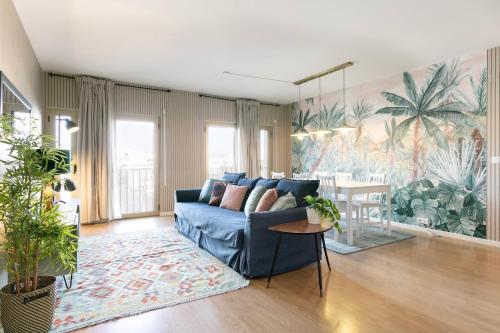 Modern 2bdr flat in the city's heart!, Lisbona