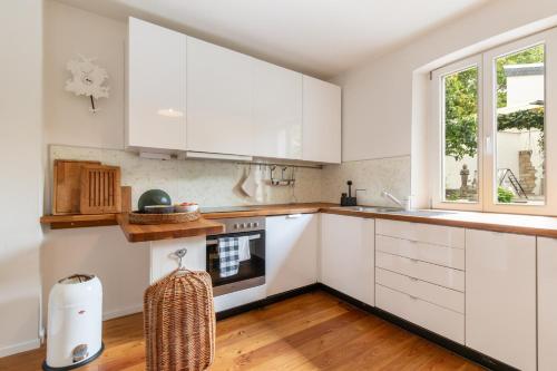 Zuhause bei ELLEN Zuhause bei ELLEN