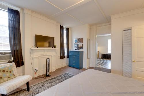 9 Mi to Downtown St Louis Apt with Fire Pit Access detail