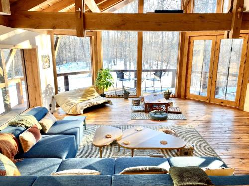 The Arete Hostel and Suites in Summersville