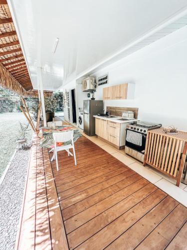 Fasiliteter, Vaikea Fare in Mahina