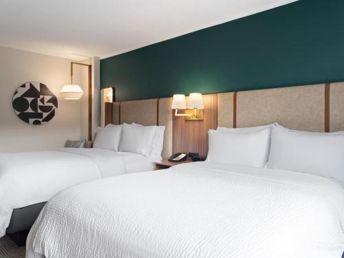 Standard Double Room with Two Double Beds