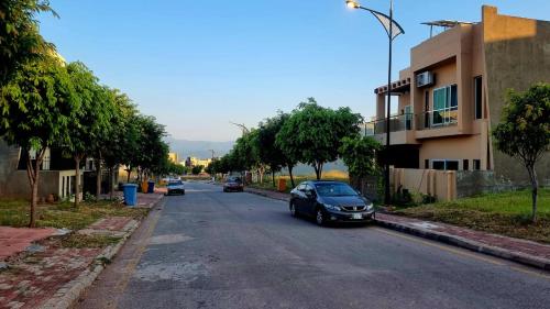 Haven Lodge Bahria Islamabad by Haven Holiday Homes - 5BR Vacation Home with Wifi & Parking - image 8