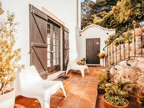 Oliveira's House By Gt House - image 3