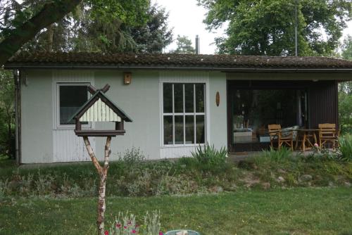 Flämingpanorama - Ländliches Gartenhaus mit Kamin und Naturpanorama (Flamingpanorama - Landliches Gartenhaus mit Kamin und Naturpanorama) in Niedergorsdorf