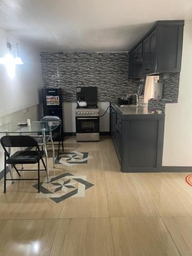 Cozinha, Beautiful Cozy Private Studio with WIFI in Coulibistrie