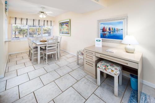 Seaspray Condos 206D - image 16