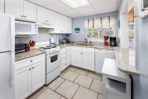 Seaspray Condos 206D - image 28