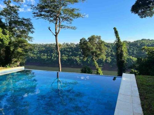 Arasy, Puerto Iguazú