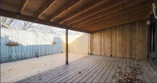 บริการและสิ่งอำนวยความสะดวก, Casa Queen East - Modern 2BR Suite in Leslieville near กรีกทาวน์ ออน เดอะ แดนฟอร์ธ