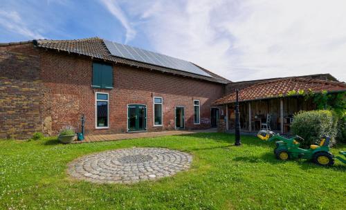 West 26 12 personen in Selfkant