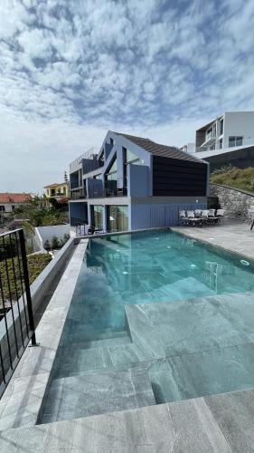 Atlântico Azul, Funchal