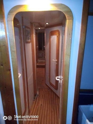 Comfortable and spacious sailboat in Saint Martin