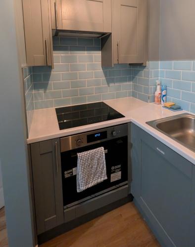 London Westfield Kensington Stay near St. Pius X Catholic Church