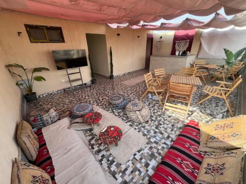 Green hostel near Ibu Tulun mecset