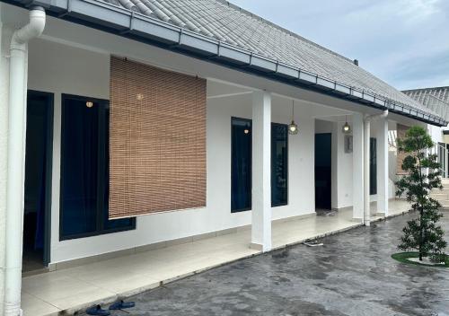 Luxe 2159 Shizuka Villa