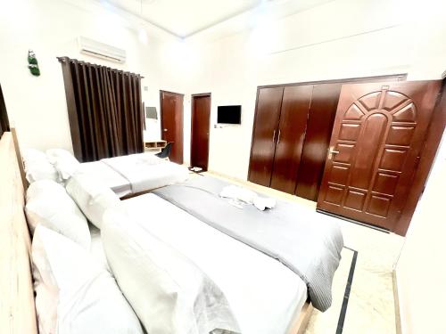2 rooms with lounge appartment - image 5