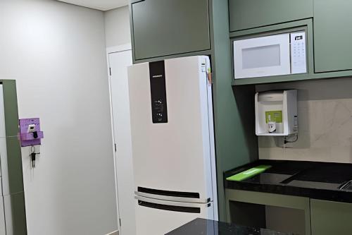 Aconchego Completo: Apartamento com Quintal e Cozinha Perfeita