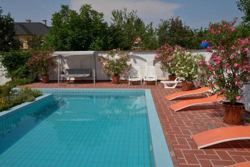 Wellness Hotel Kakadu - image 13