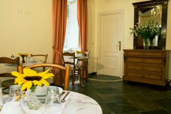 aurelis hotel highway tirane durres km 9 qafe kashar tirana albania al 1001 lowbyer manor country