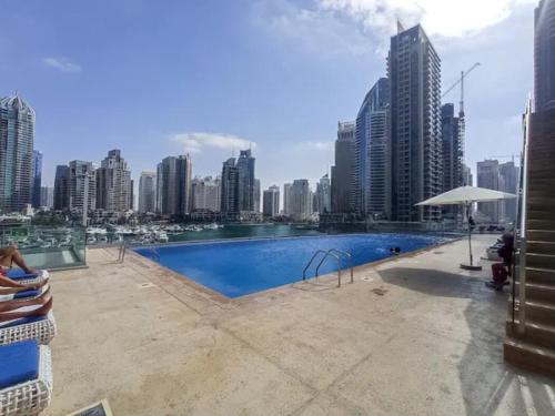 Luxury 4BR Home in Marina with Stunning Palm Views, Дубай (фото 3)