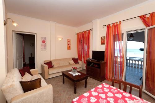 Sweet Memories Beach Houses - image 13