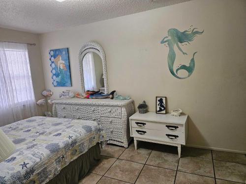 Professor Rousseaus Mermaid Lagoon in Crystal River, USA