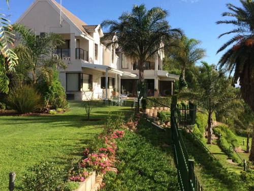 B&B Oudtshoorn - Oewerpalms View - Bed and Breakfast Oudtshoorn